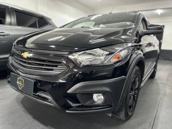 CHEVROLET ONIX 1.4 MPFI ACTIV 8V FLEX 4P AUTOMÁTICO